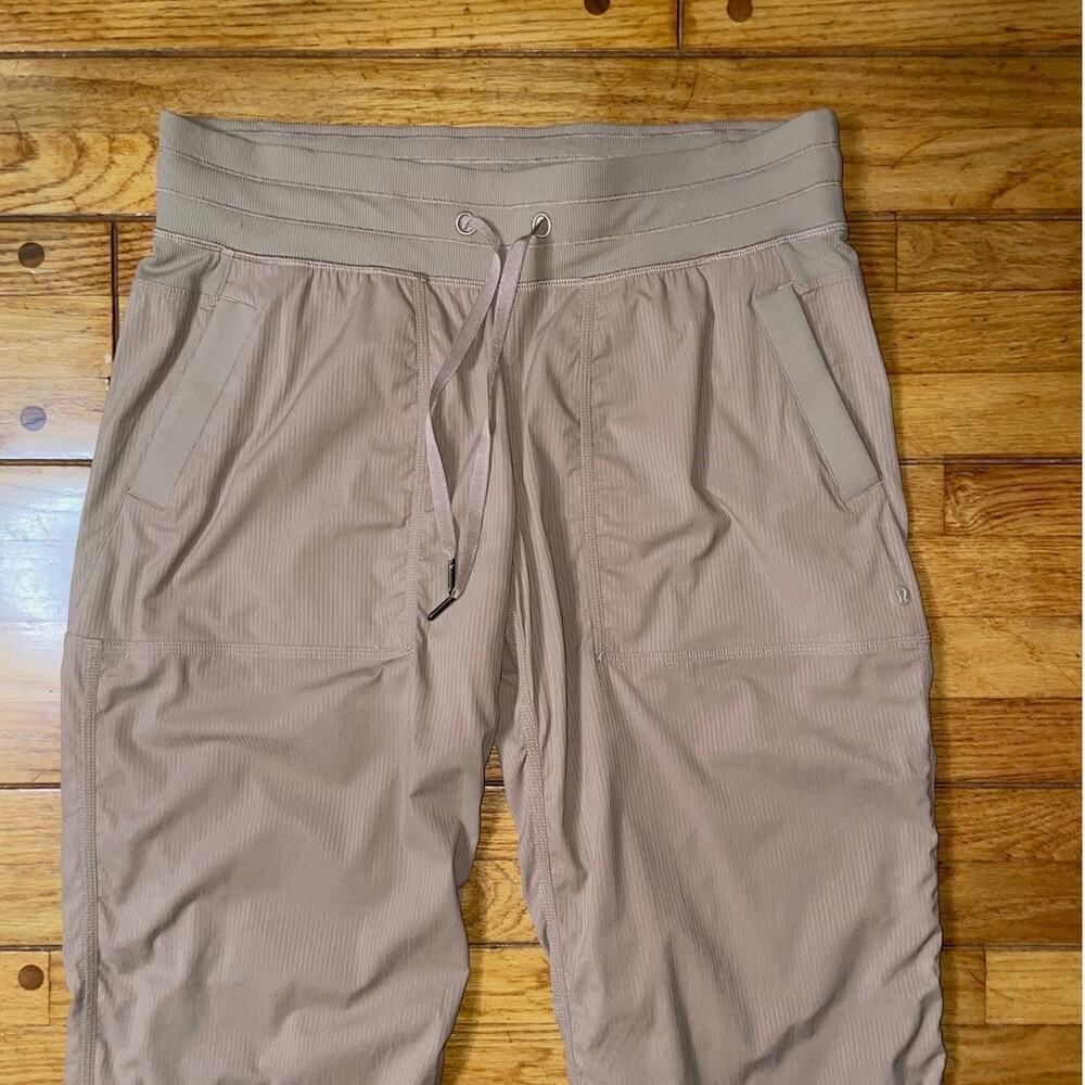 Lululemon Dance Studio Mid-Rise Pant *Regular - Picture 11 of 15